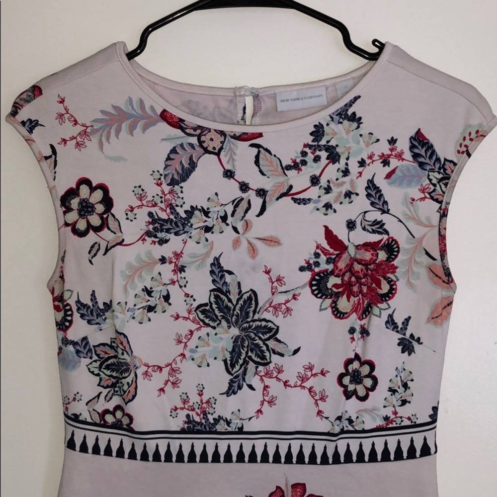 NY&CO White/ floral dress. Lightly worn.